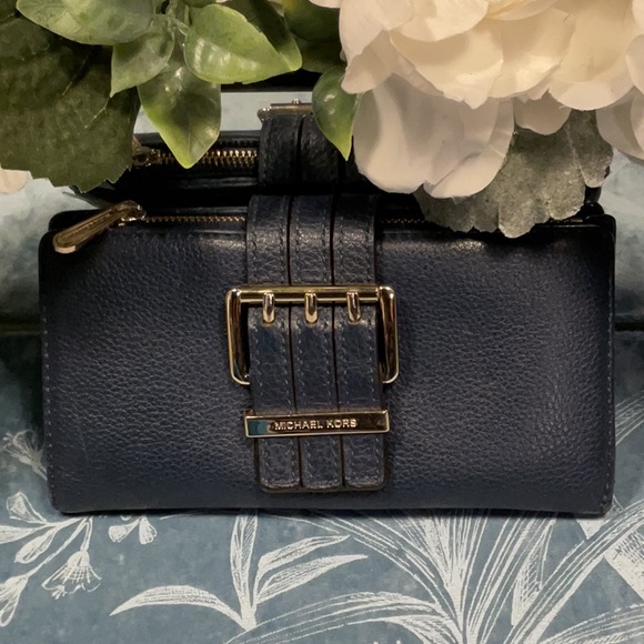 Michael Kors Navy Wallet with Gold Accents - Picture 1 of 8